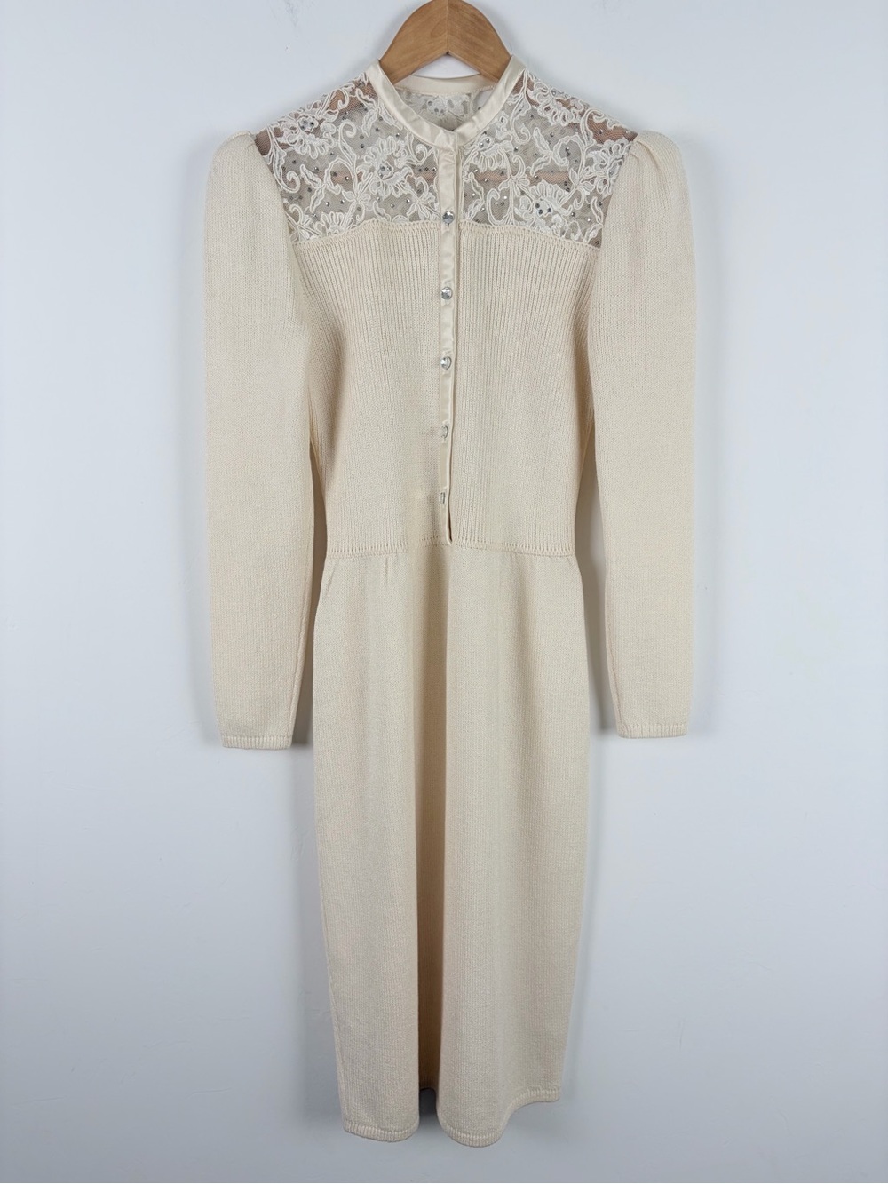 Vintage St. John Cream Lace Rhinestone Long Sleeve Dress Size 2